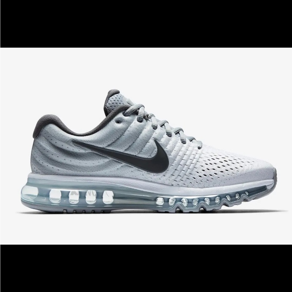 NEW Nike Men's SIZE 11 Air Max 2017 Silver Wolf Gray Running 849559-101 RARE.